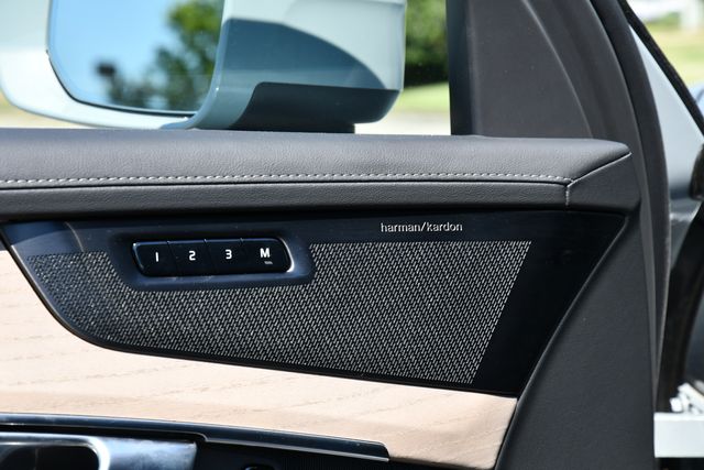 2026 Volvo XC90 Plus - Photo 12