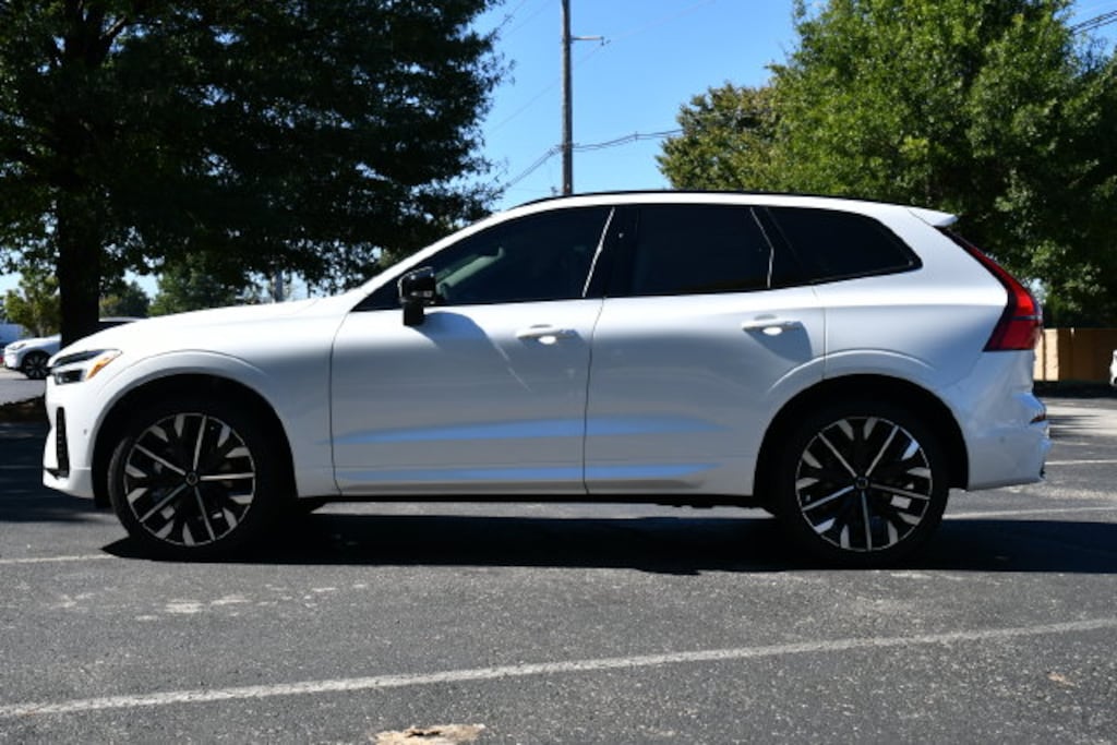 New 2027 Volvo XC60 B5 Ultra SUV