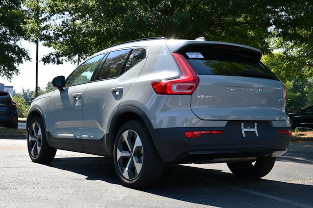 Certified 2026 Volvo XC40 B5 Plus SUV
