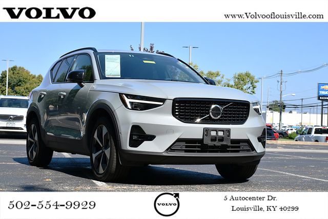 2026 Volvo XC40