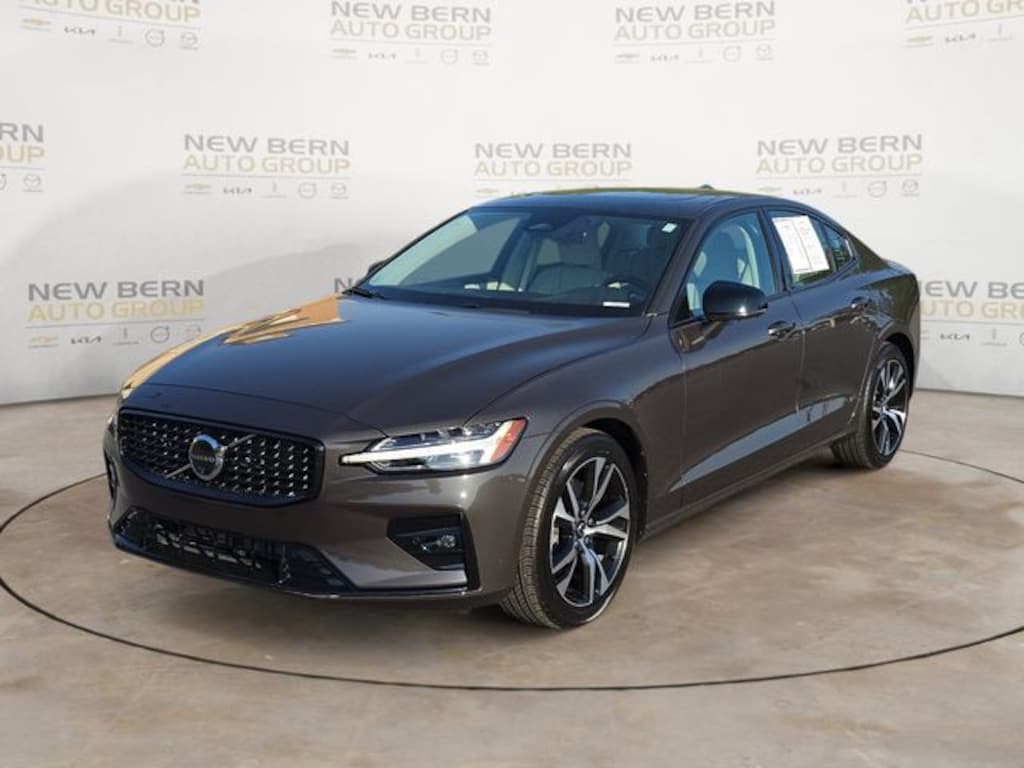 Certified 2025 Volvo S60 B5 Plus Sedan