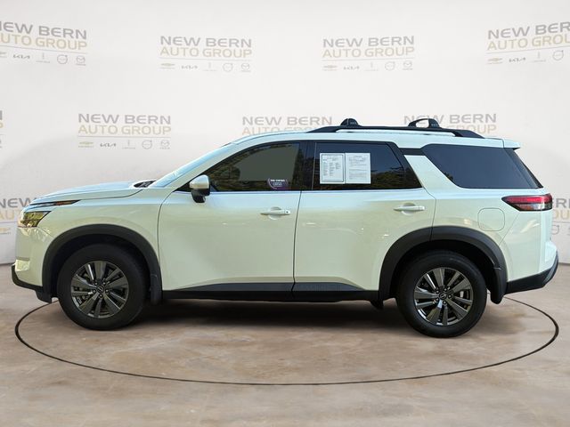 Used 2024 Nissan Pathfinder SV SUV