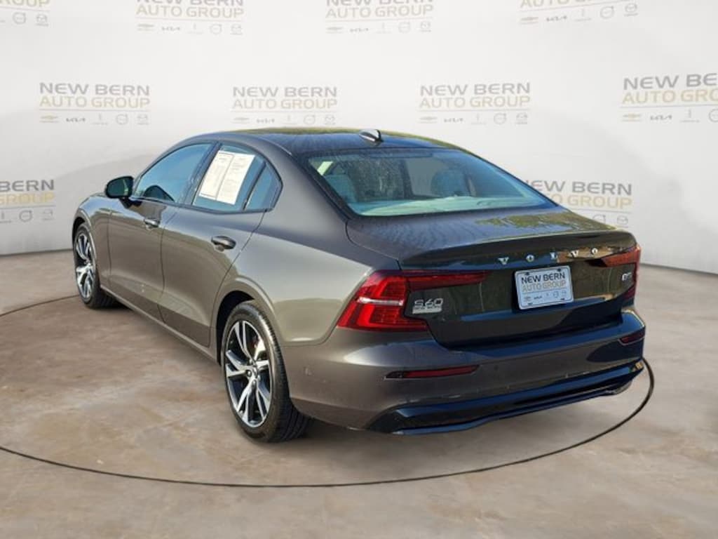 Certified 2025 Volvo S60 B5 Plus Sedan