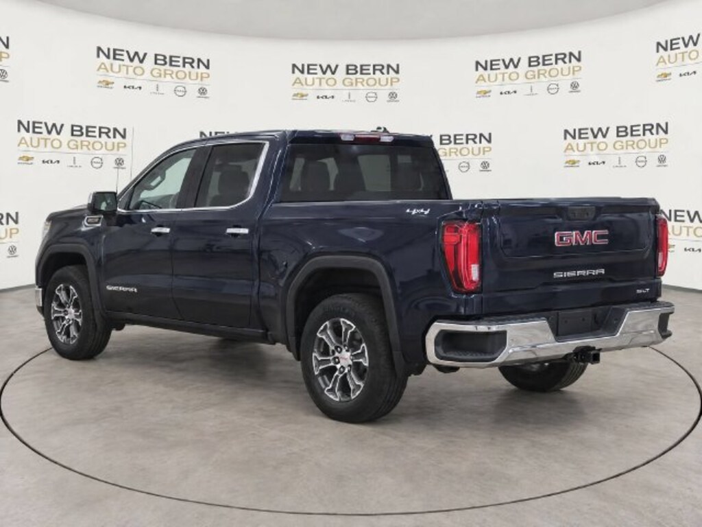 Used 2025 GMC Sierra 1500 SLT Truck