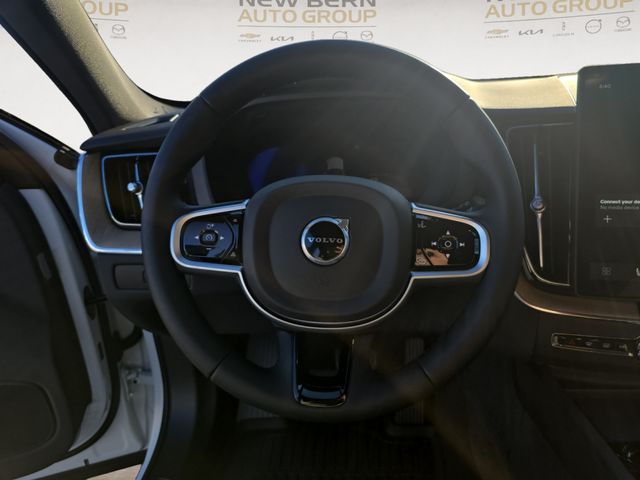 2026 Volvo XC60 Plus - Photo 11