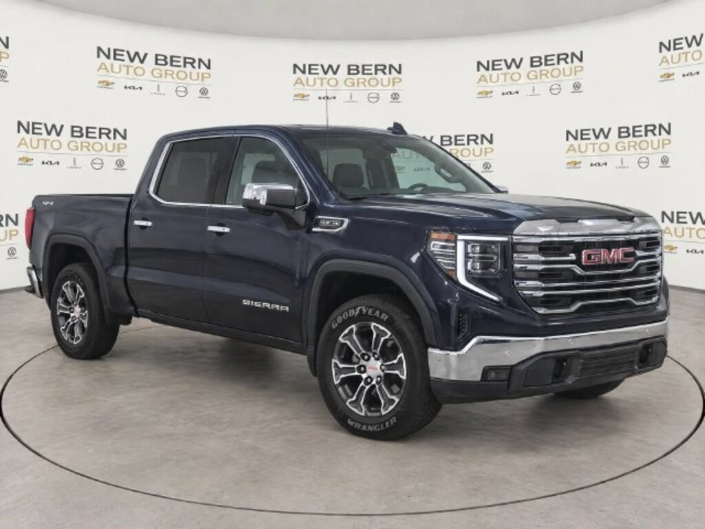 Used 2025 GMC Sierra 1500 SLT Truck