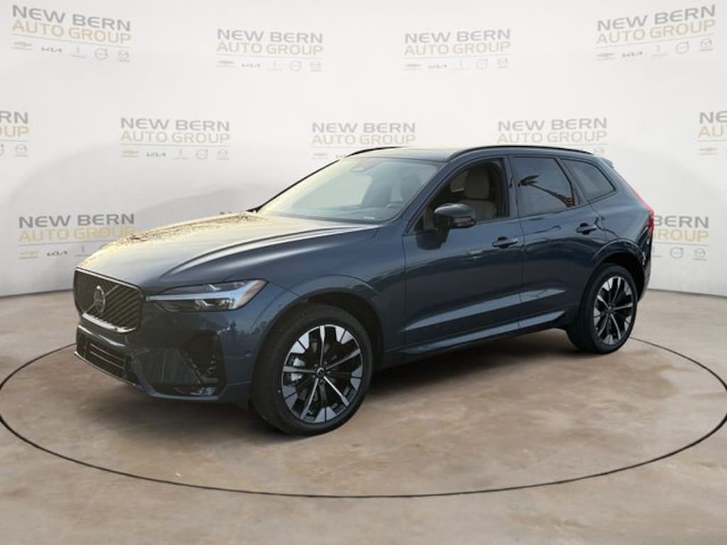 New 2026 Volvo XC60 B5 Plus SUV