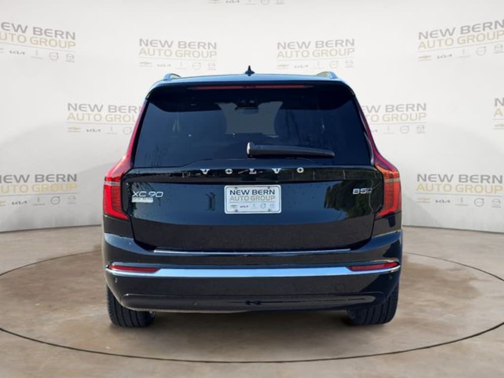 New 2026 Volvo XC90 B5 Plus 7-Seater SUV
