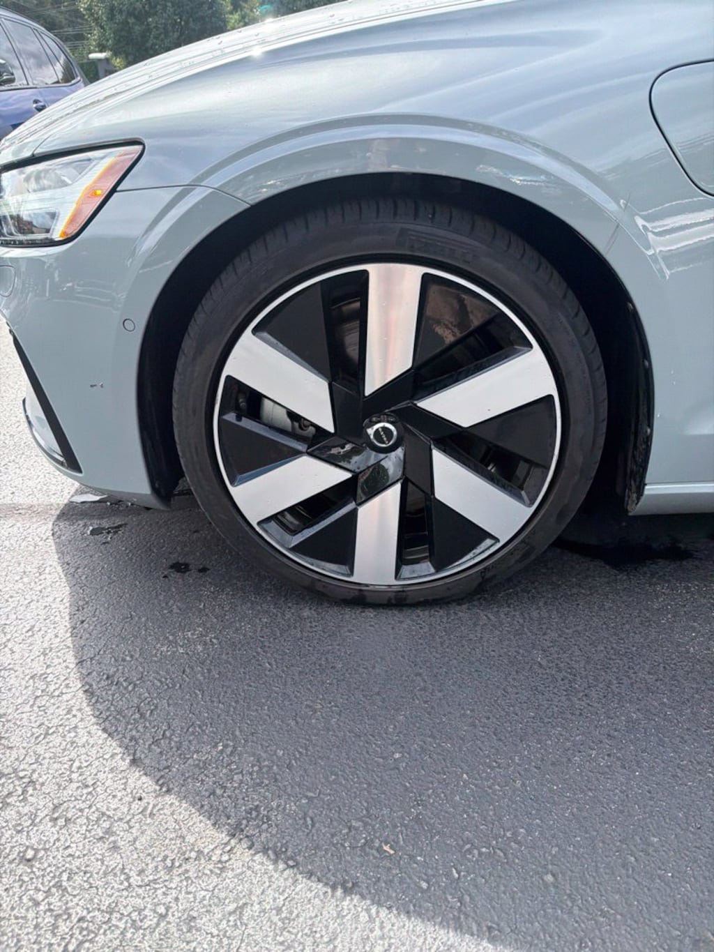 Certified 2024 Volvo S60 plug-in hybrid T8 Plus Dark Sedan