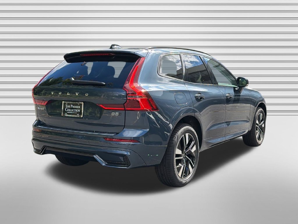 New 2027 Volvo XC60 B5 Core SUV