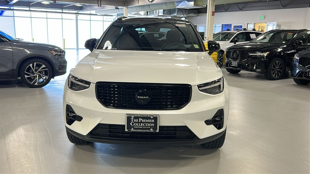 New 2026 Volvo XC40 B5 Ultra Black Edition SUV