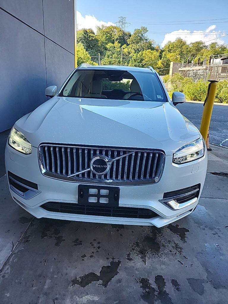 Volvo XC90 Plug-In Hybrid