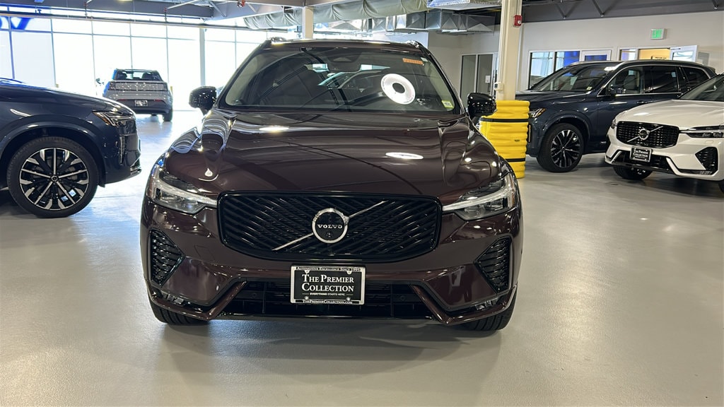 New 2026 Volvo XC60 B5 Plus SUV