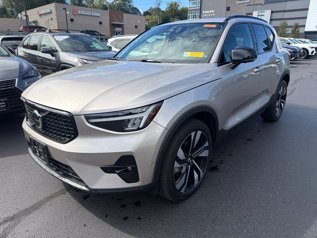  Volvo XC40