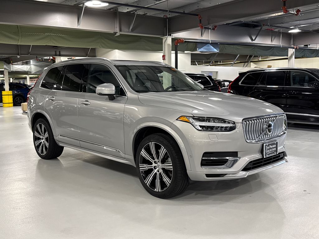  Volvo XC90 Recharge Plug-In Hybrid