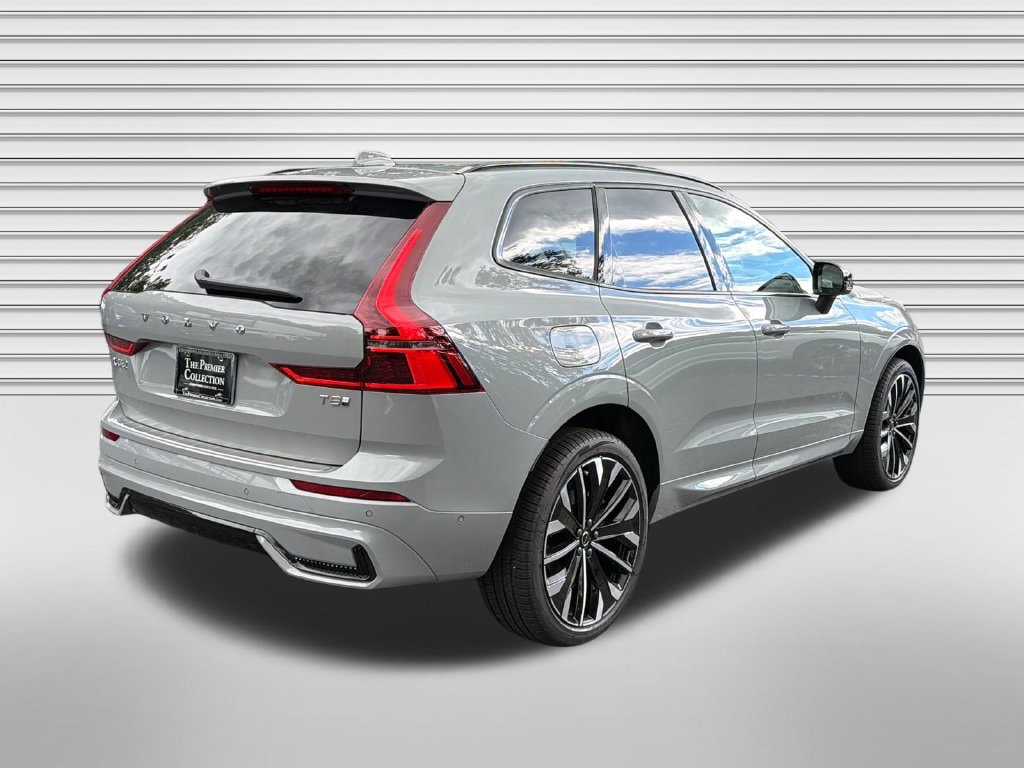 New 2027 Volvo XC60 plug-in hybrid T8 Ultra SUV
