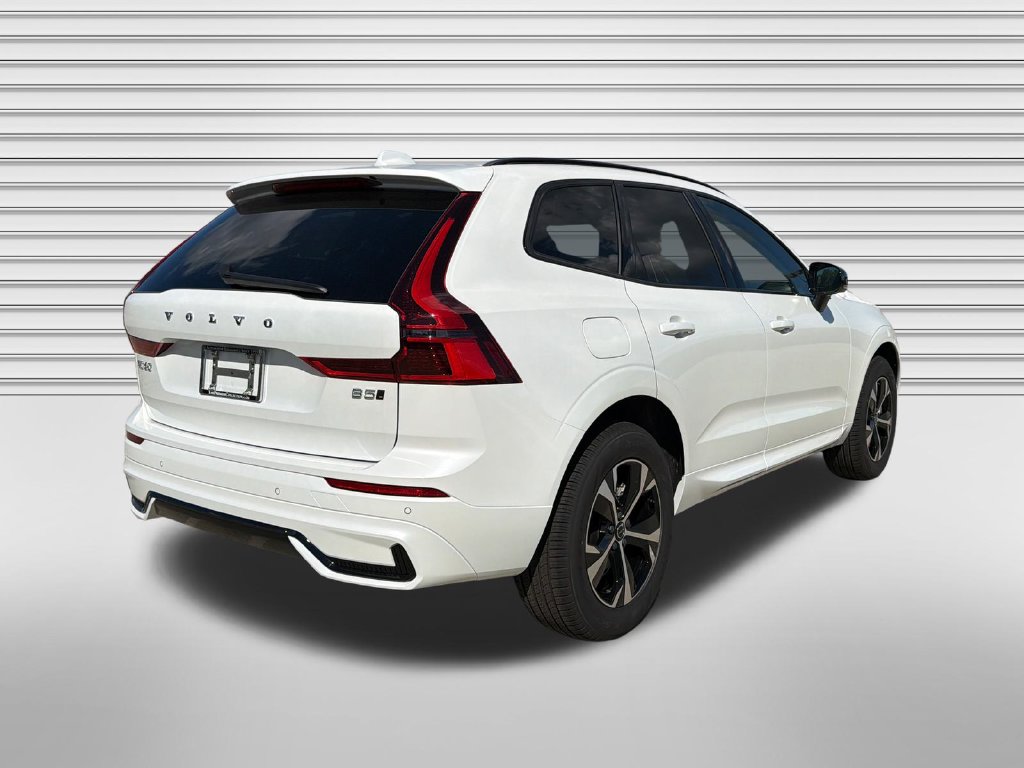 New 2027 Volvo XC60 B5 Core SUV