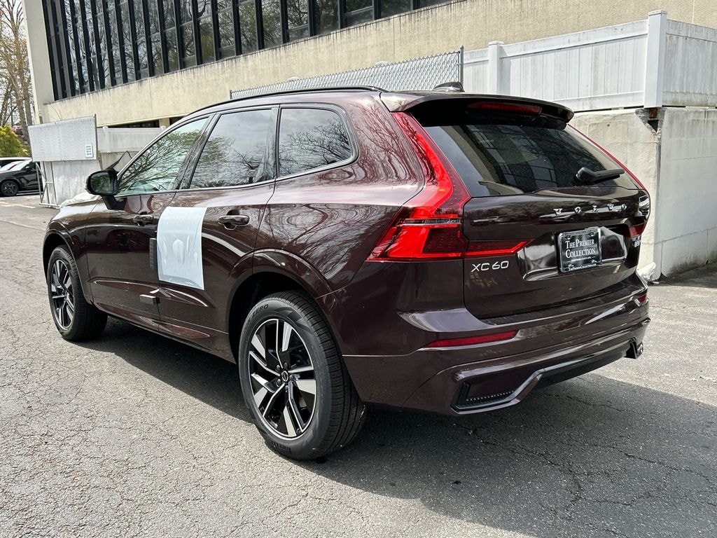 New 2026 Volvo XC60 B5 Plus SUV