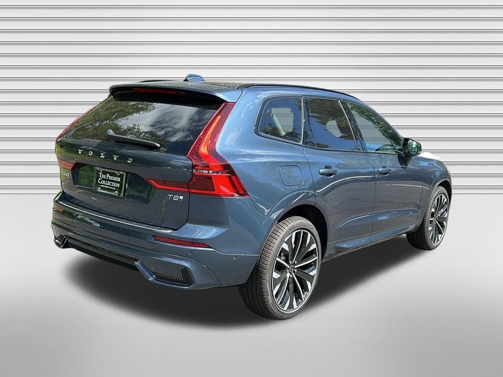 New 2027 Volvo XC60 plug-in hybrid T8 Ultra SUV