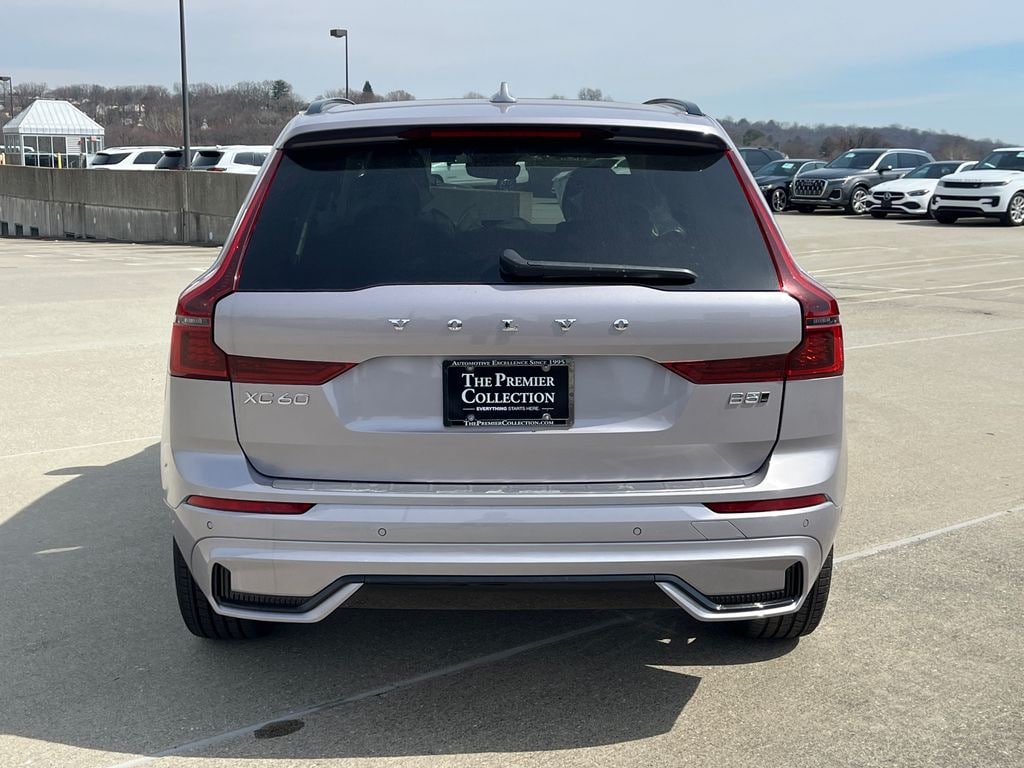 New 2026 Volvo XC60 B5 Plus SUV