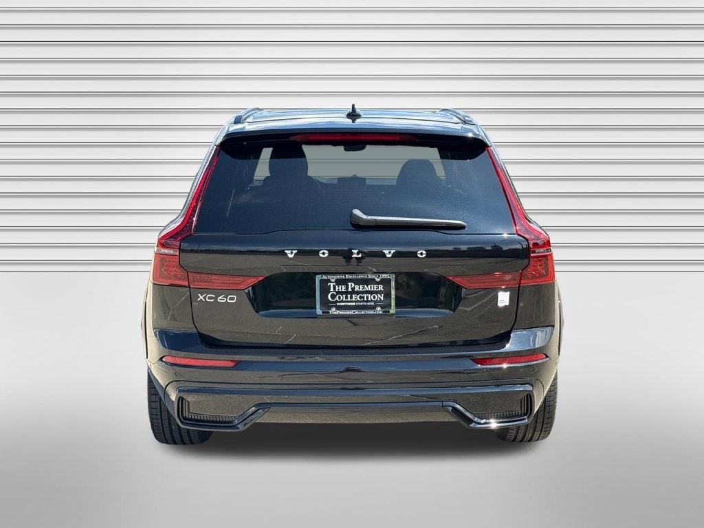 New 2026 Volvo XC60 plug-in hybrid T8 Polestar Engineered SUV