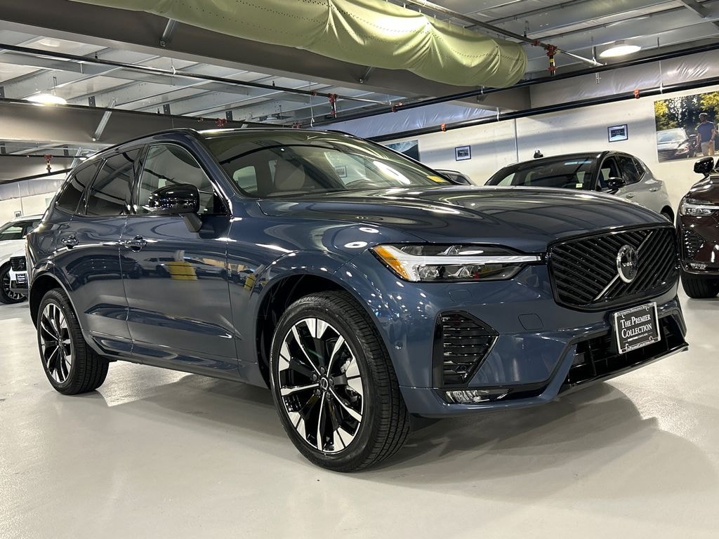 New 2026 Volvo XC60 B5 Plus SUV
