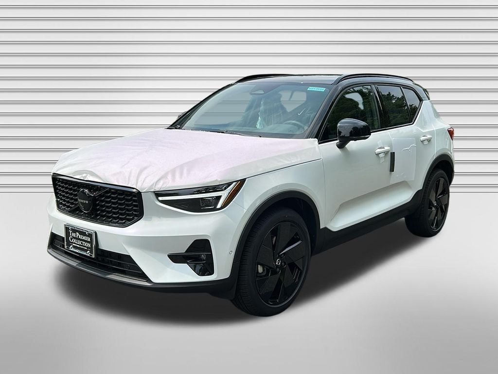 New 2026 Volvo XC40 B5 Ultra Black Edition SUV