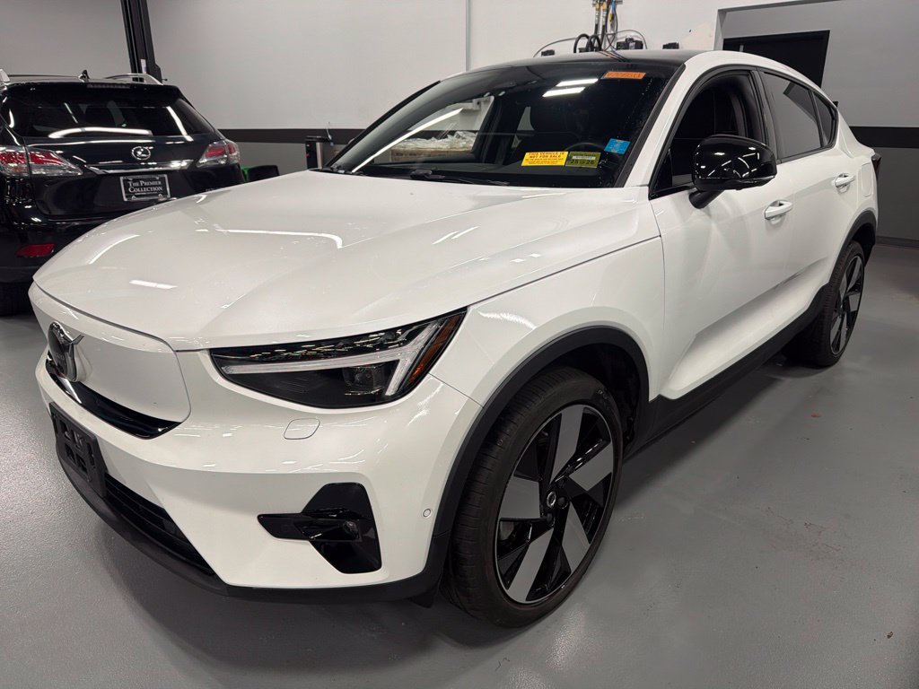 2023 Volvo C40