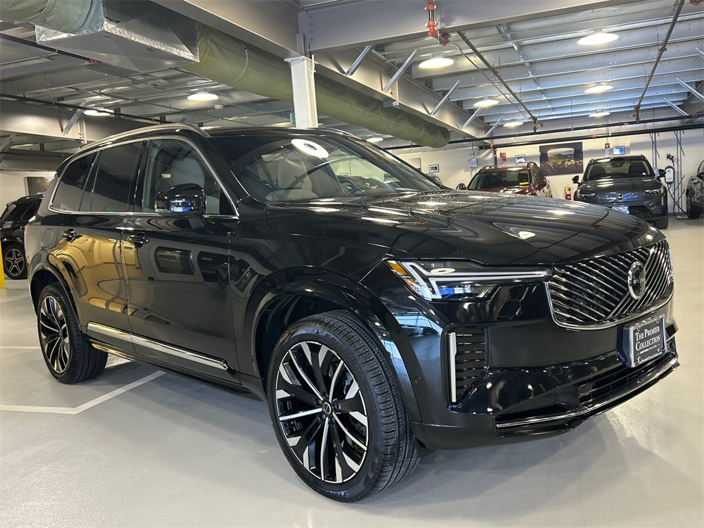 2026 Volvo XC90 Plus