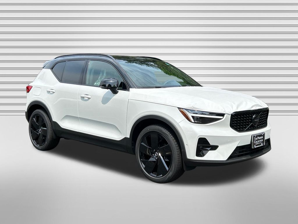 New 2026 Volvo XC40 B5 Ultra Black Edition SUV