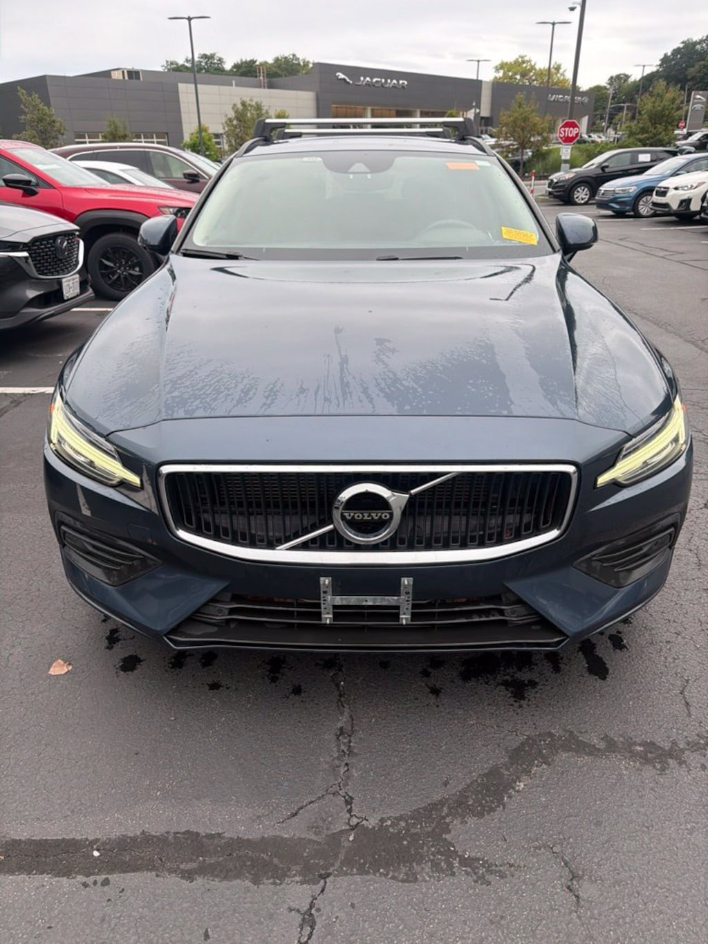 Used 2019 Volvo V60 T6 Momentum Wagon