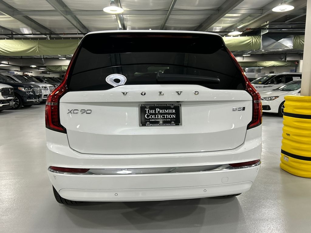 New 2026 Volvo XC90 B5 Core SUV
