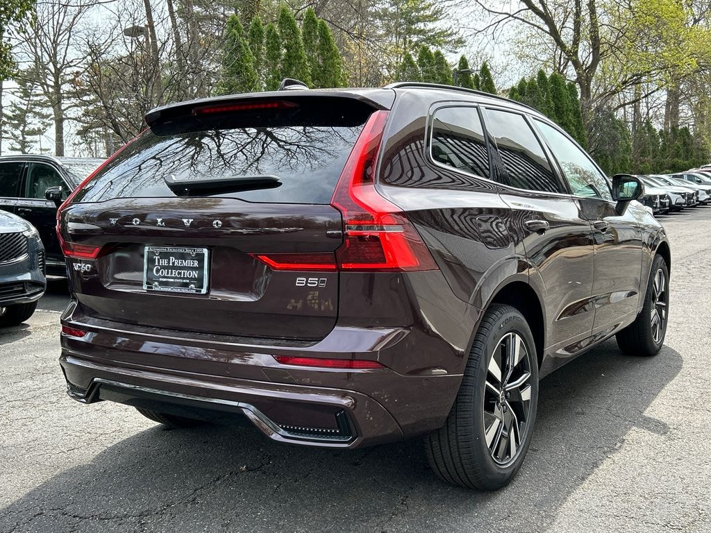 New 2026 Volvo XC60 B5 Plus SUV
