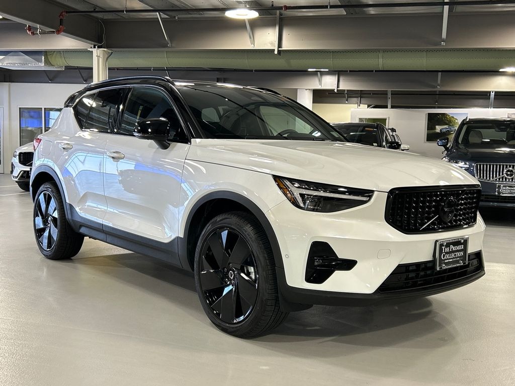 New 2026 Volvo XC40 B5 Ultra Black Edition SUV