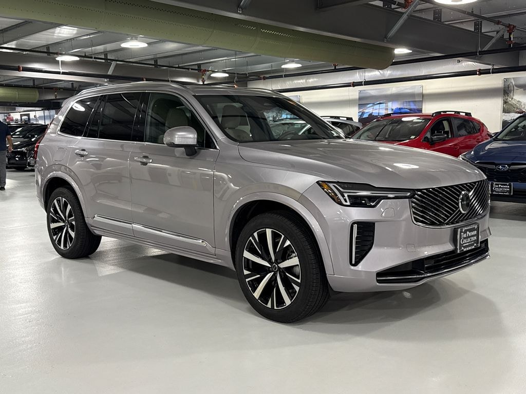 New 2026 Volvo XC90 B6 Core SUV