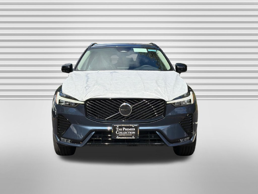 New 2027 Volvo XC60 B5 Core SUV