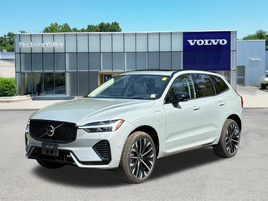  Volvo XC60 plug-in hybrid