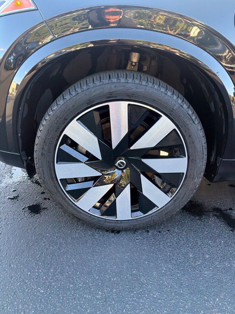 Used 2025 Volvo XC90 plug-in hybrid T8 Plus 7-Seater SUV