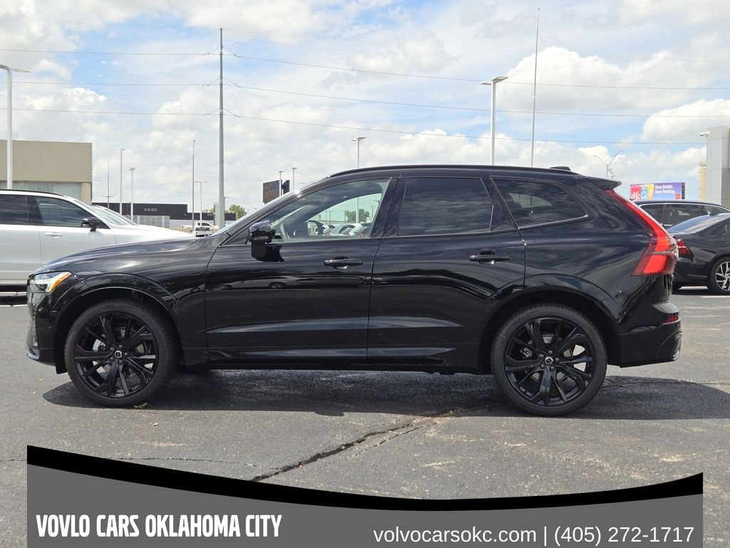 New 2026 Volvo XC60 B5 Ultra Black Edition SUV