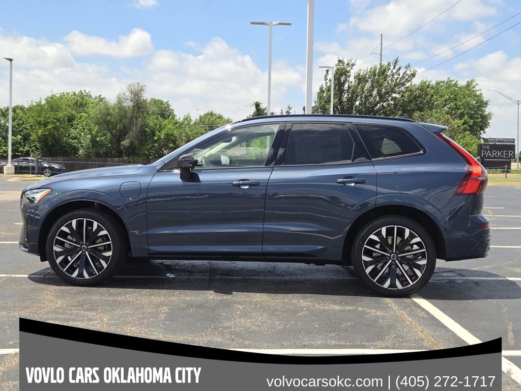 New 2026 Volvo XC60 plug-in hybrid T8 Ultra SUV