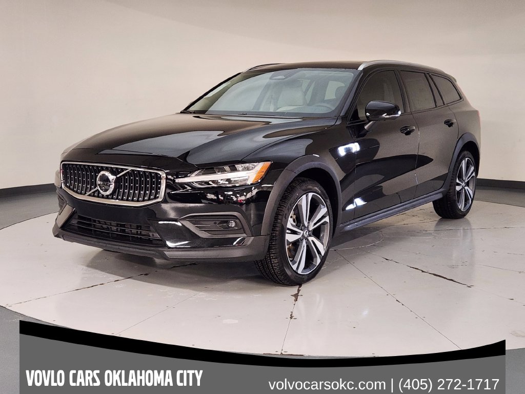 2026 Volvo V60 Cross Country