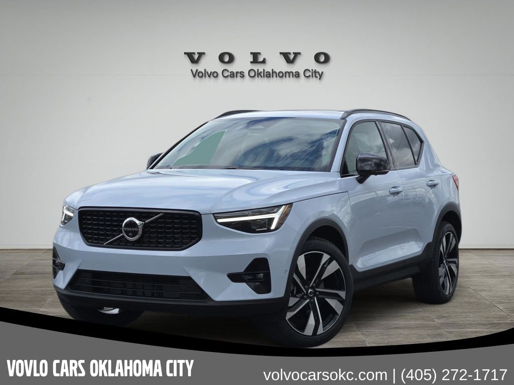 New 2026 Volvo XC40 B5 Ultra SUV