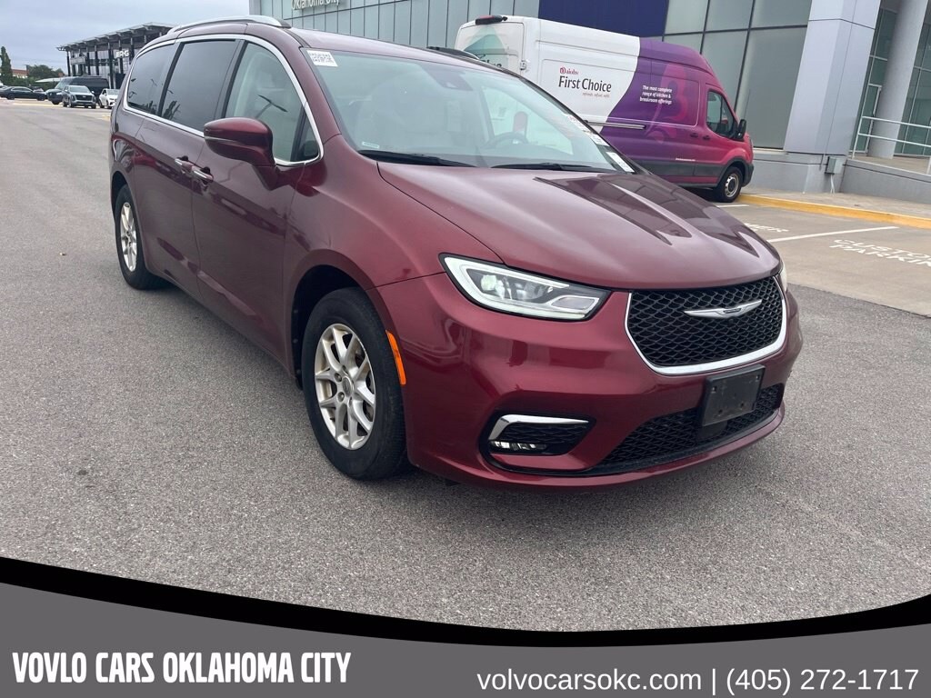Used 2021 Chrysler Pacifica Touring L Minivan/Van
