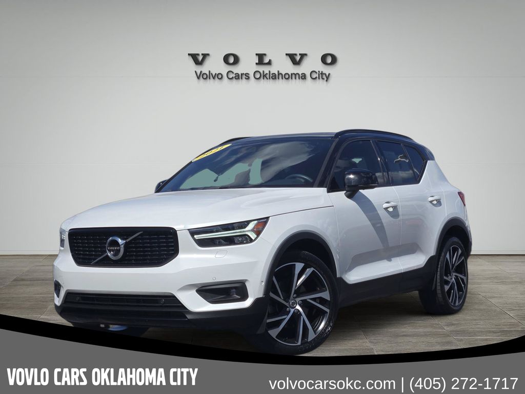 2021 Volvo XC40