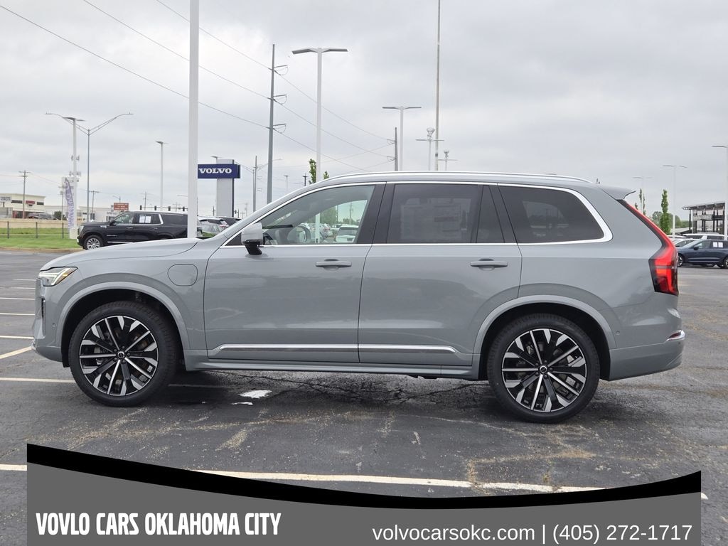 New 2026 Volvo XC90 plug-in hybrid T8 Plus 7-Seater SUV