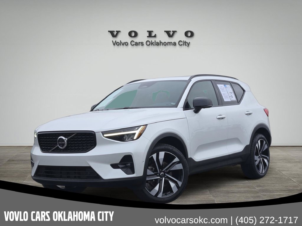 2023 Volvo XC40