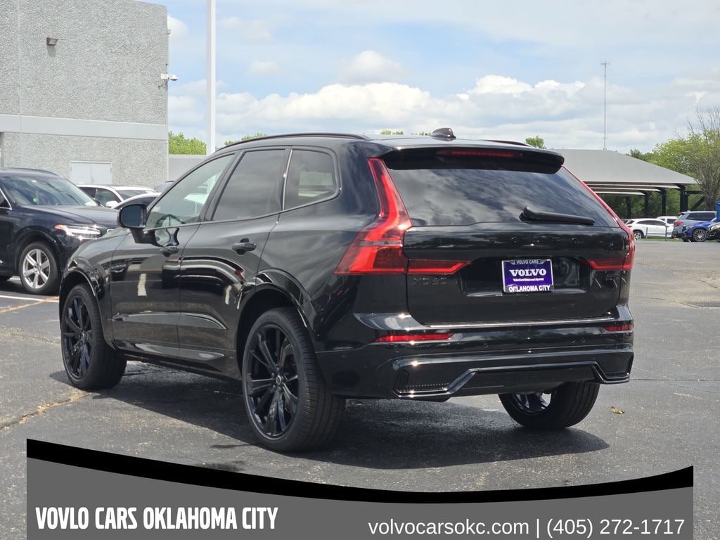 New 2026 Volvo XC60 B5 Ultra Black Edition SUV