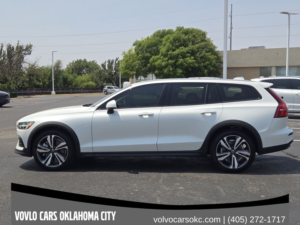Certified 2026 Volvo V60 Cross Country B5 Plus Wagon