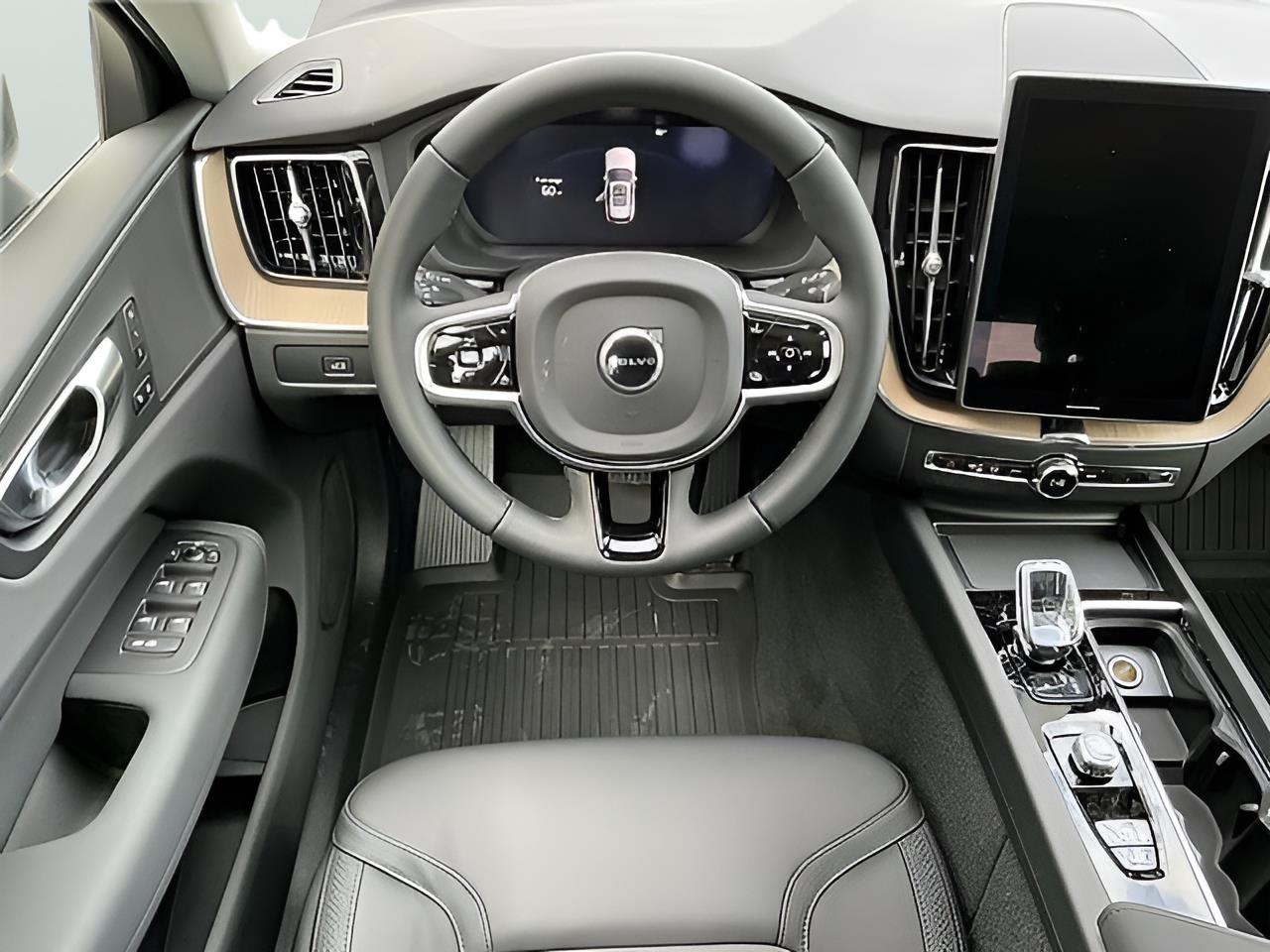 New 2026 Volvo XC60 B5 Plus SUV