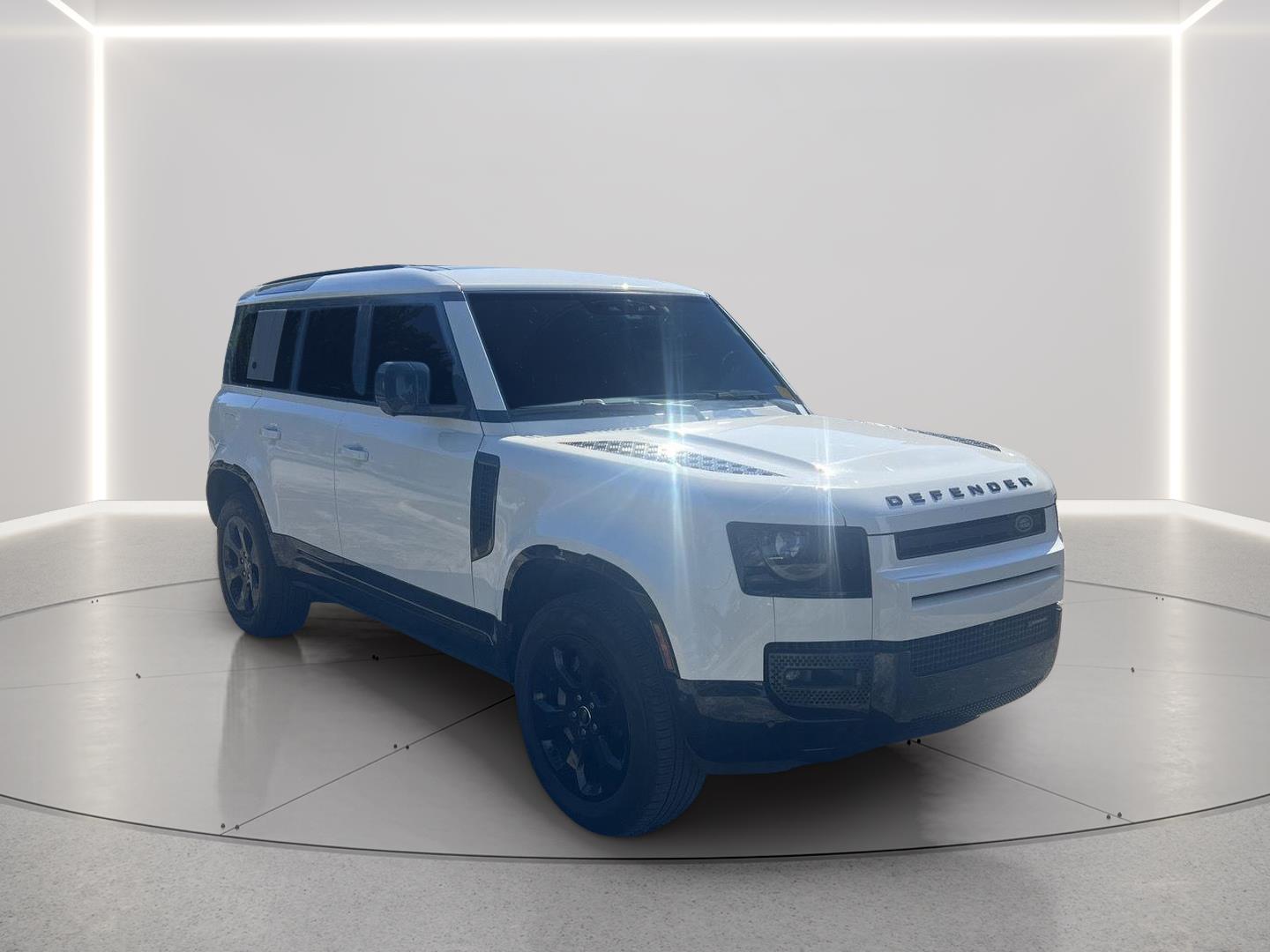 Used 2023 Land Rover Defender X-Dynamic SE with VIN SALE27EU0P2193911 for sale in Kansas City